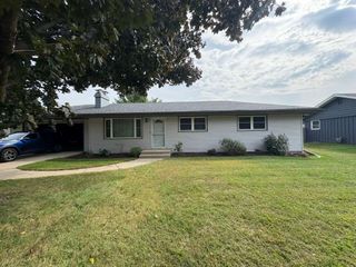 11807 Ventura Boulevard, Machesney Park, IL 61115