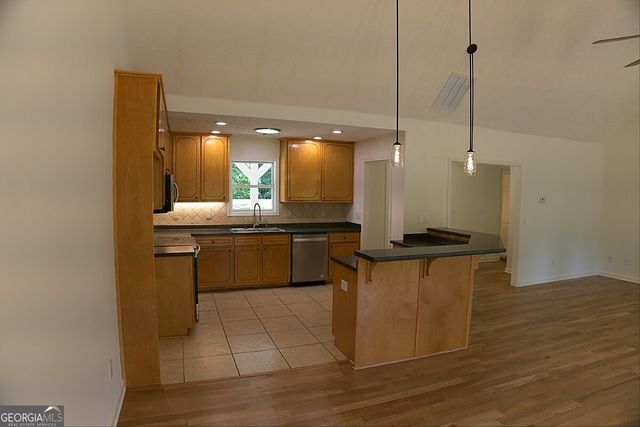 414 Buchanan Road, Griffin, GA 30224