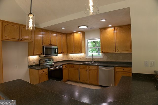 414 Buchanan Road, Griffin, GA 30224
