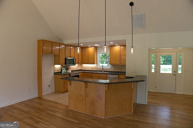 414 Buchanan Road, Griffin, GA 30224