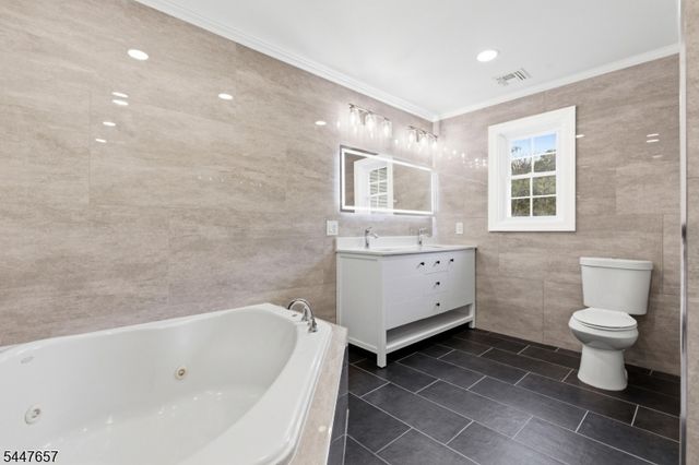 197 Us Highway 206, Sandyston Twp., NJ 07826