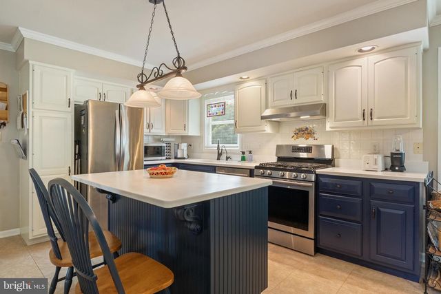 6414 CHURCHILL RD, Harrisburg, PA 17111