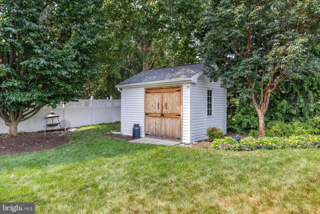 6414 CHURCHILL RD, Harrisburg, PA 17111
