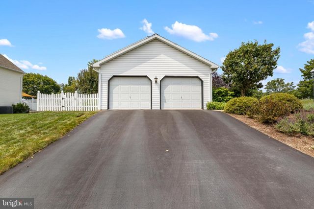 6414 CHURCHILL RD, Harrisburg, PA 17111