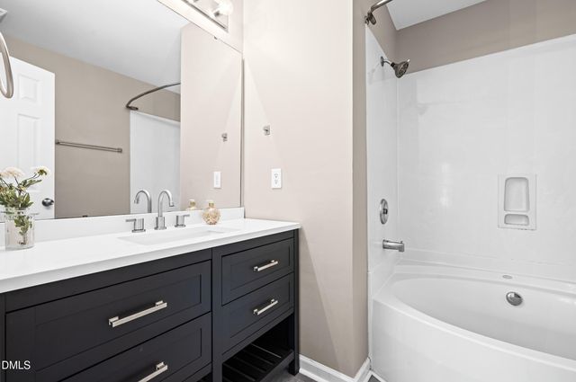 8472 Central Drive, Raleigh, NC 27613