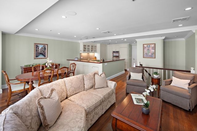 300 Boylston St 909, Boston, MA 02116