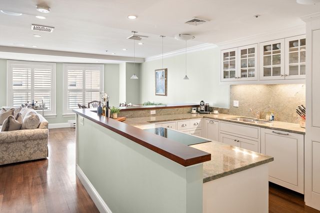 300 Boylston St 909, Boston, MA 02116