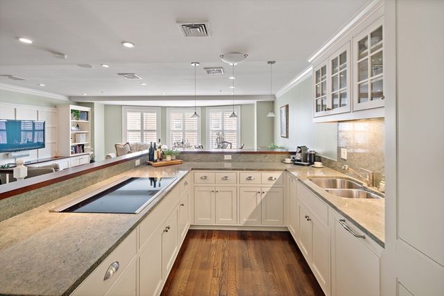 300 Boylston St 909, Boston, MA 02116