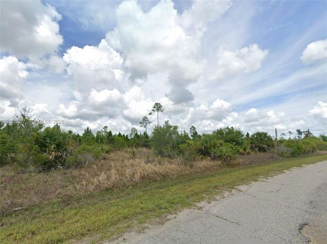 Lot 22 Lot 22 Ewen Circle, North Port, FL 34288