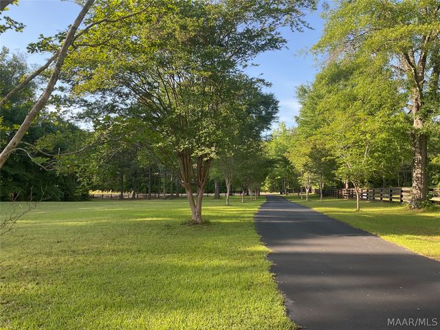 4955 Friendship Road, Tallassee, AL 36078