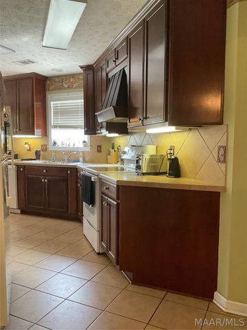 4955 Friendship Road, Tallassee, AL 36078