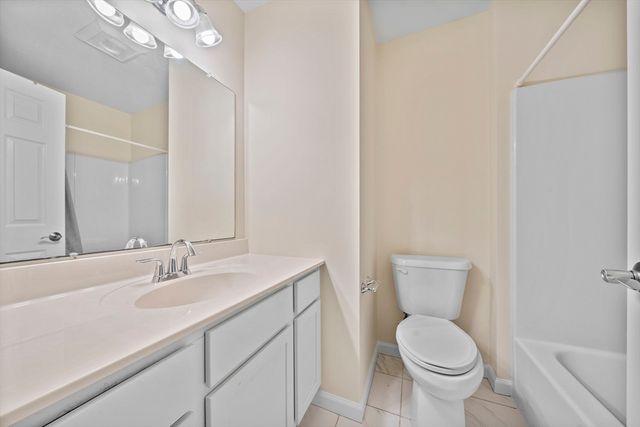 285 Lake St B, Weymouth, MA 02189