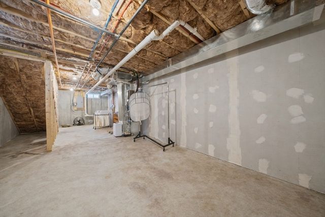 285 Lake St B, Weymouth, MA 02189