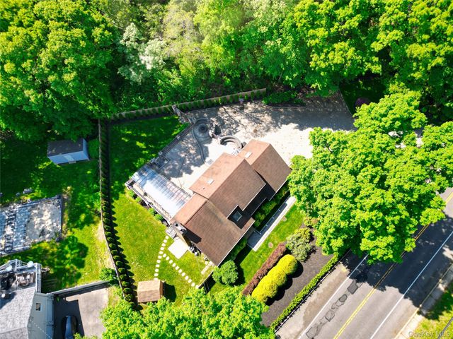 44 Warner Road, Huntington, NY 11743