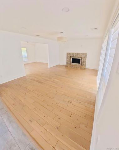 44 Warner Road, Huntington, NY 11743