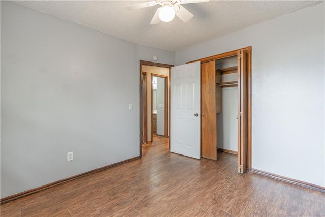 1808 Cimarron Trail, Choctaw, OK 73020