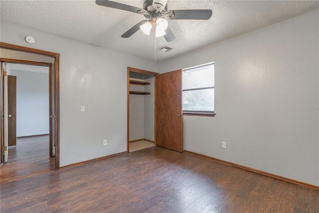 1808 Cimarron Trail, Choctaw, OK 73020