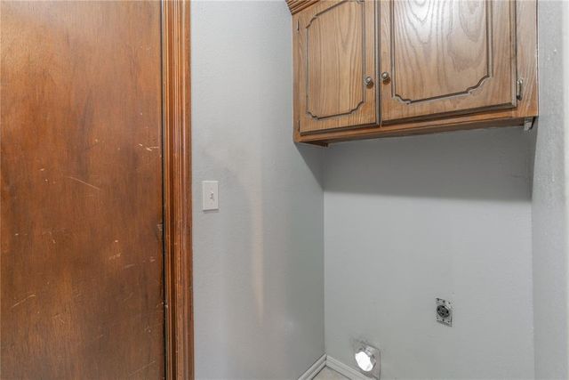 1808 Cimarron Trail, Choctaw, OK 73020