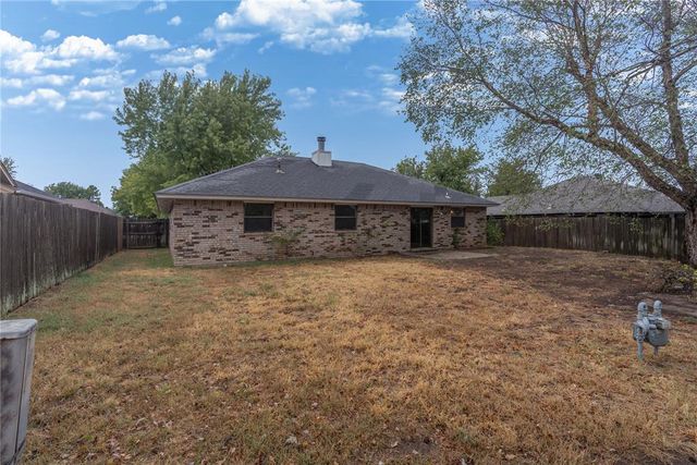 1808 Cimarron Trail, Choctaw, OK 73020