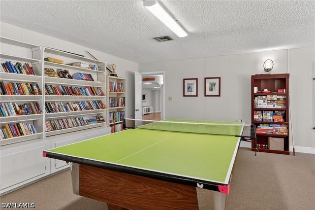 1084 Forest Lakes DR 7205, Naples, FL 34105