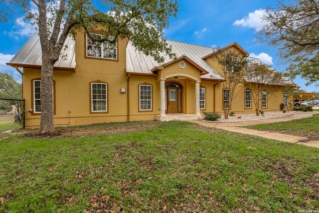 210 Yucca Cnyn, Spring Branch, TX 78070