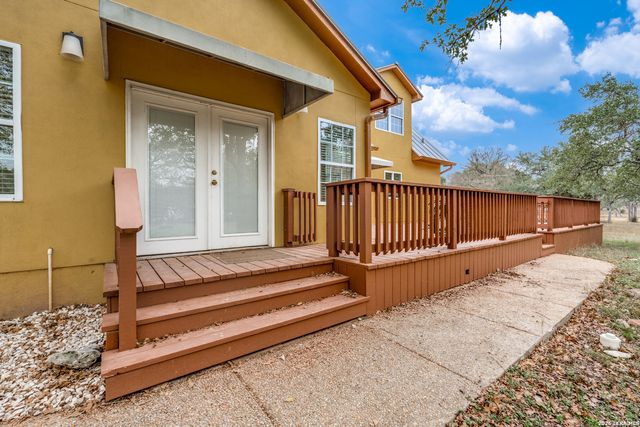 210 Yucca Cnyn, Spring Branch, TX 78070