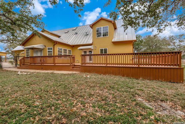 210 Yucca Cnyn, Spring Branch, TX 78070