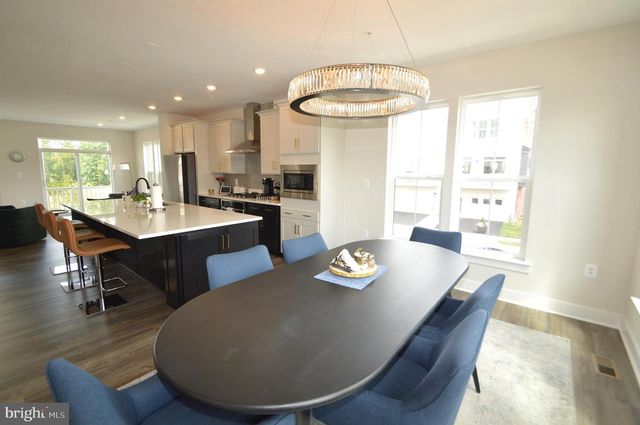 22790 TAWNY PINE SQ, Ashburn, VA 20148