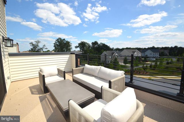 22790 TAWNY PINE SQ, Ashburn, VA 20148