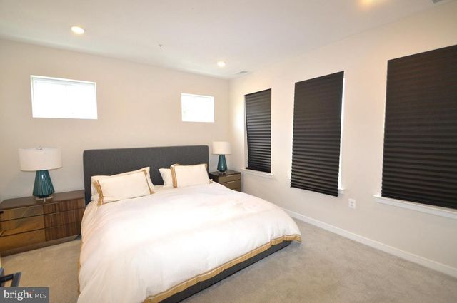 22790 TAWNY PINE SQ, Ashburn, VA 20148