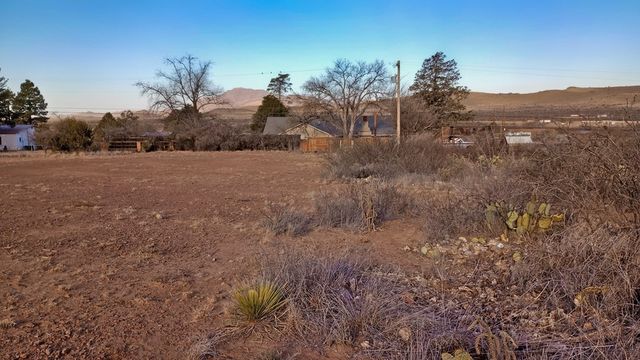 101 Hereford Dr, Fort Davis, TX 79734