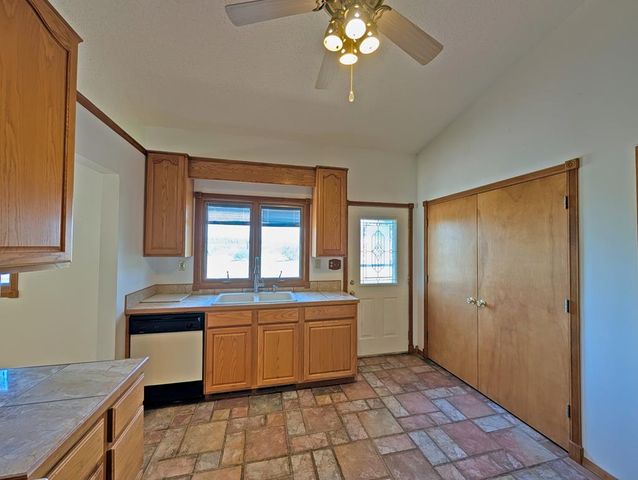 101 Hereford Dr, Fort Davis, TX 79734