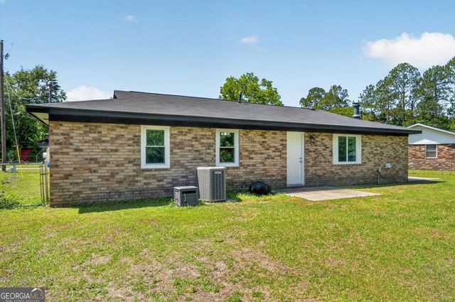 244 Deerwood Drive, Hinesville, GA 31313