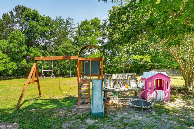 244 Deerwood Drive, Hinesville, GA 31313