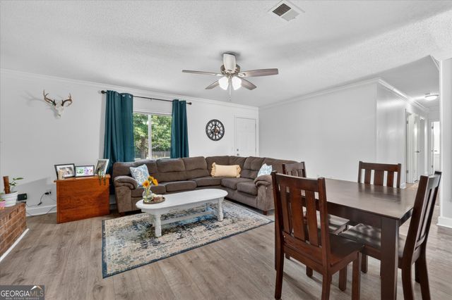 244 Deerwood Drive, Hinesville, GA 31313