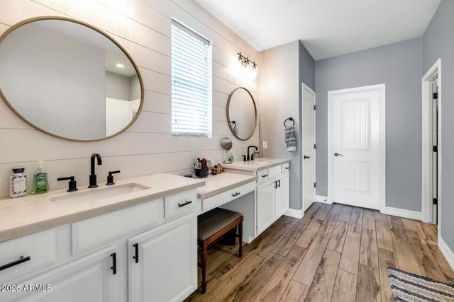 18340 W ONYX Avenue, Waddell, AZ 85355