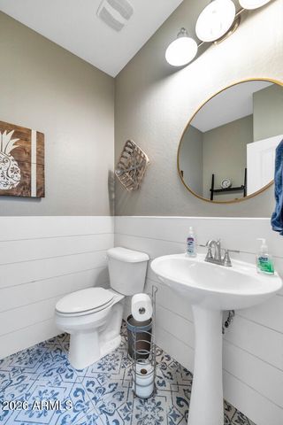 18340 W ONYX Avenue, Waddell, AZ 85355