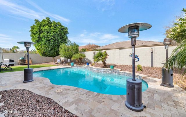 18340 W ONYX Avenue, Waddell, AZ 85355