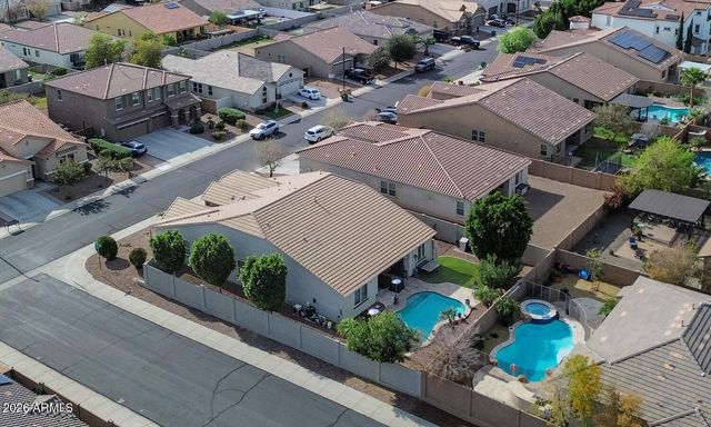 18340 W ONYX Avenue, Waddell, AZ 85355