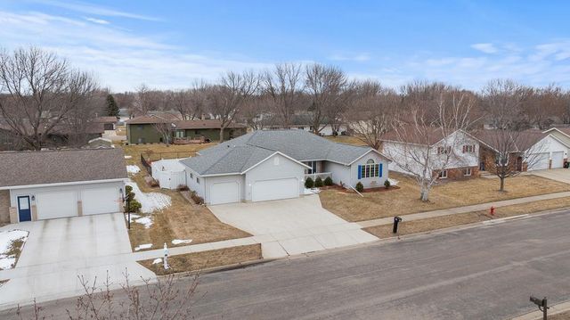 610 Deschepper Street, Marshall, MN 56258