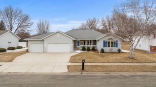 610 Deschepper Street, Marshall, MN 56258