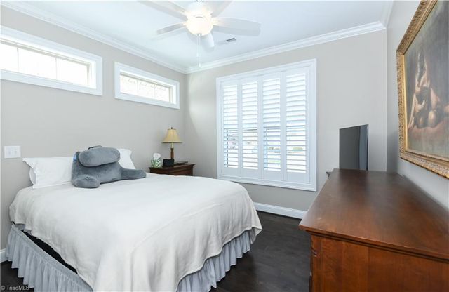 402 Kingsbridge Court, Greensboro, NC 27455