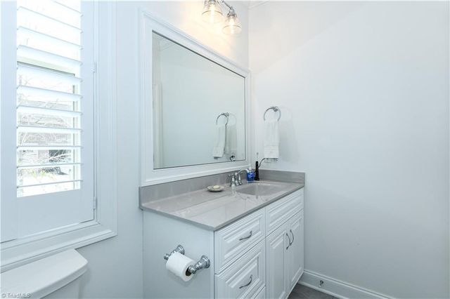 402 Kingsbridge Court, Greensboro, NC 27455