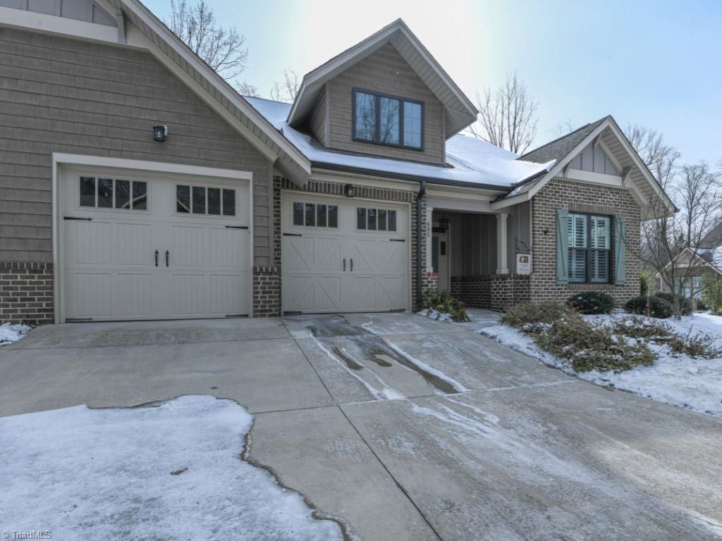 402 Kingsbridge Court, Greensboro, NC 27455
