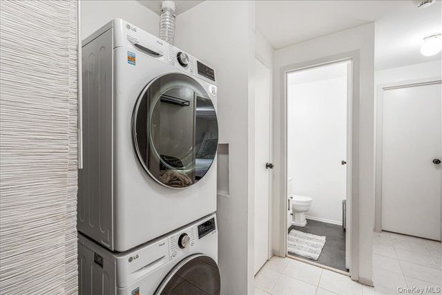 199 Skyline Drive, Coram, NY 11727