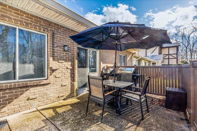 199 Skyline Drive, Coram, NY 11727