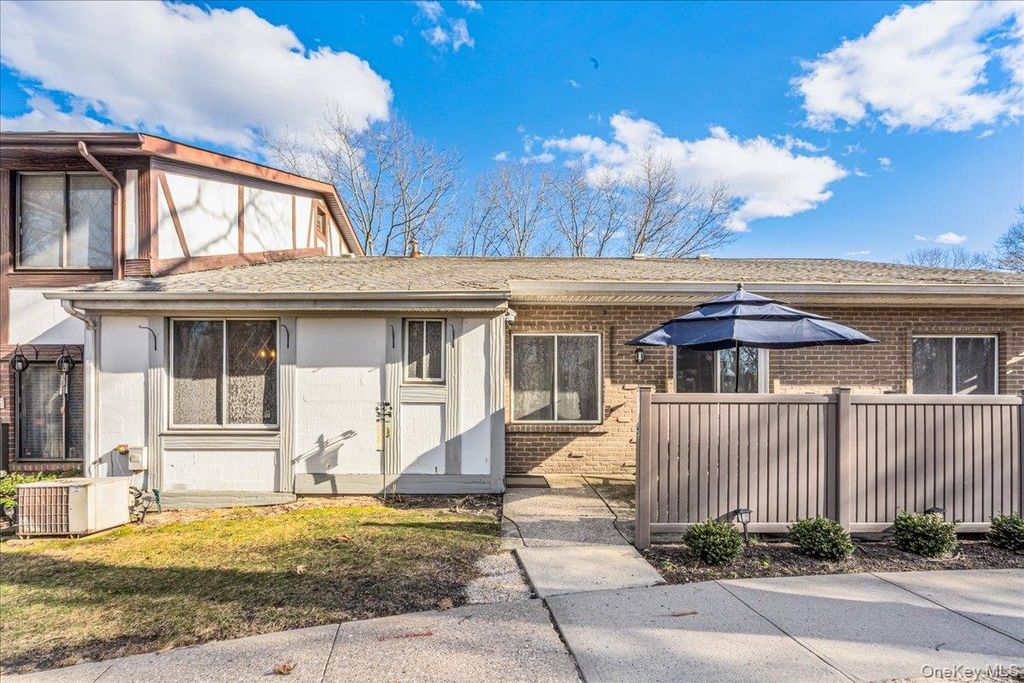 199 Skyline Drive, Coram, NY 11727