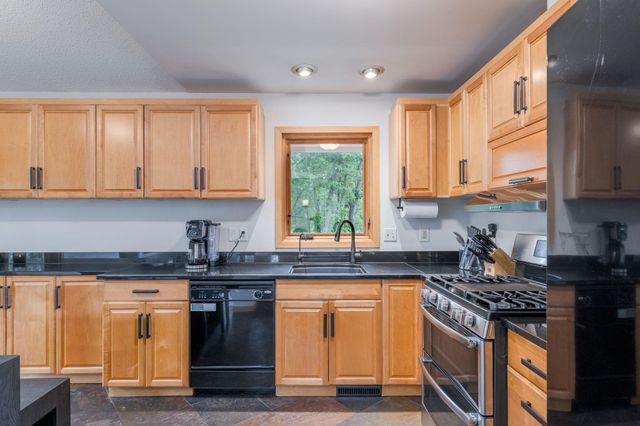 2840 Mayflower Avenue, Minnetonka, MN 55305