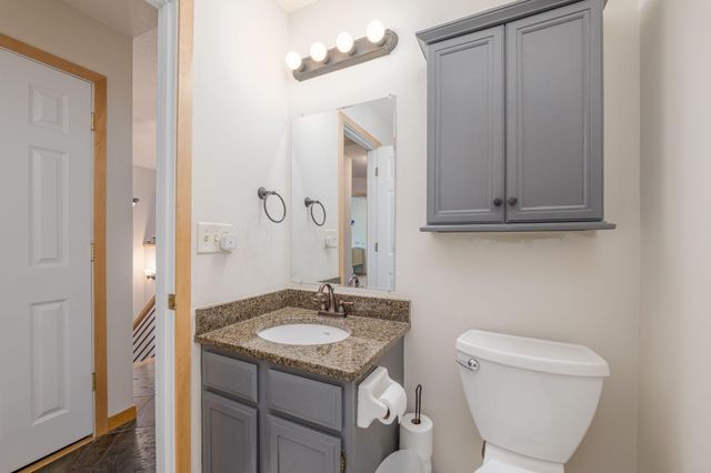 2840 Mayflower Avenue, Minnetonka, MN 55305