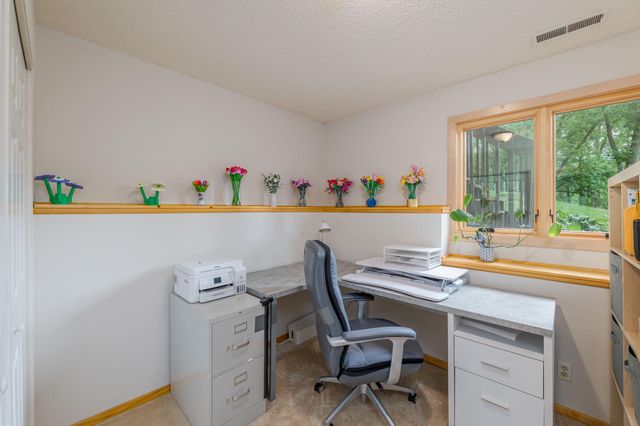 2840 Mayflower Avenue, Minnetonka, MN 55305